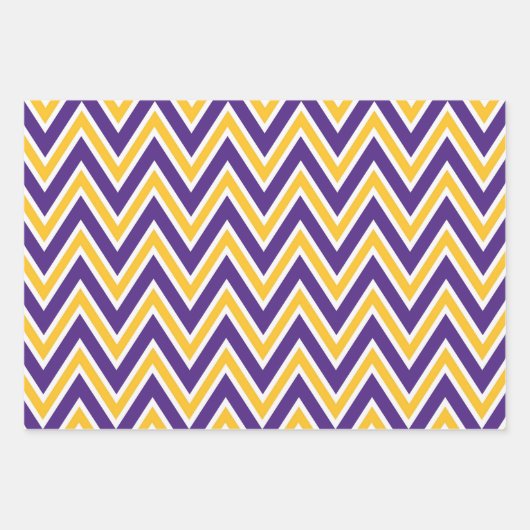 Purple, Gold, and White Chevron & Stripe Pattern Inpakpapier Vel (Voorkant)
