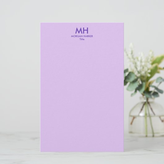 Purple Lilac Minimal Clean Initials Briefpapier (Staand voorkant)
