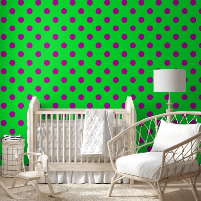 Purple On Green Polka Dots Pattern Design  Behang (Creator heeft geüpload)