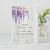 Purple on Wood Wisteria Floral Wedding Invitation Kaart (Staand voorkant)