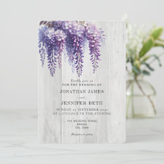 Purple on Wood Wisteria Floral Wedding Invitation Kaart (Staand voorkant)