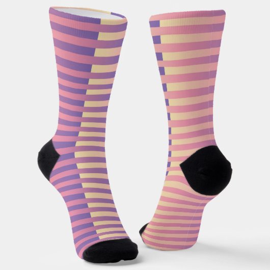 Purple Pink Yellow Striped Pattern Sokken (Gebogen)