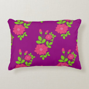 Purple seamless pattern with pink flowers and gree accent kussen
