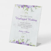 Purple Shades Flowers Branches Unplugged Wedding Reclamebord Met Voetstuk (Voorkant)