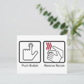 Push Button, Receive Bacon - Bacon Dispenser Briefkaart (Staand voorkant)