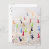 Pushpins op een kaart (Voorkant / Achterkant)