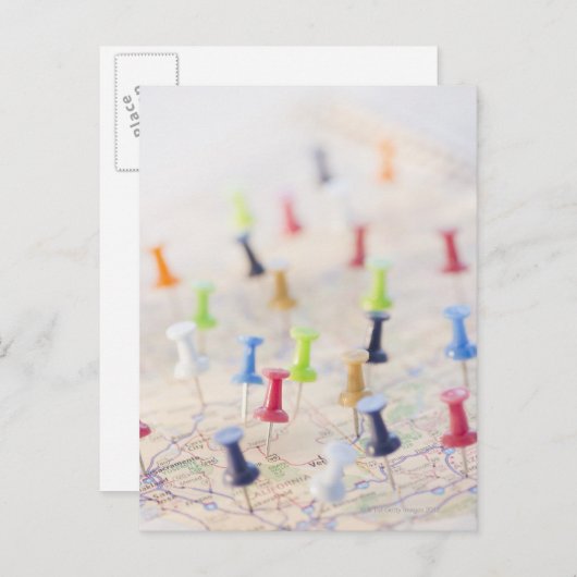 Pushpins op een kaart (Voorkant / Achterkant)