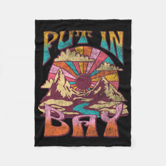 Put In Bay Ohio Nature Hiking Mountains Outdoors V Fleece Deken