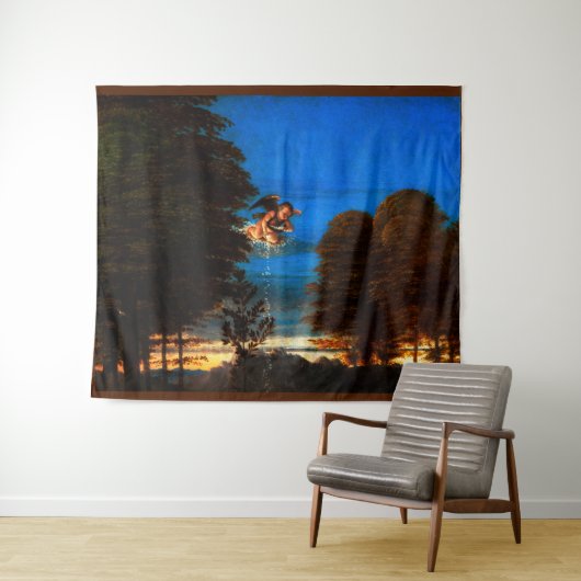 Putto in blauwe lucht stort een cascade van witte wandkleed (In Situ (horizontaal))