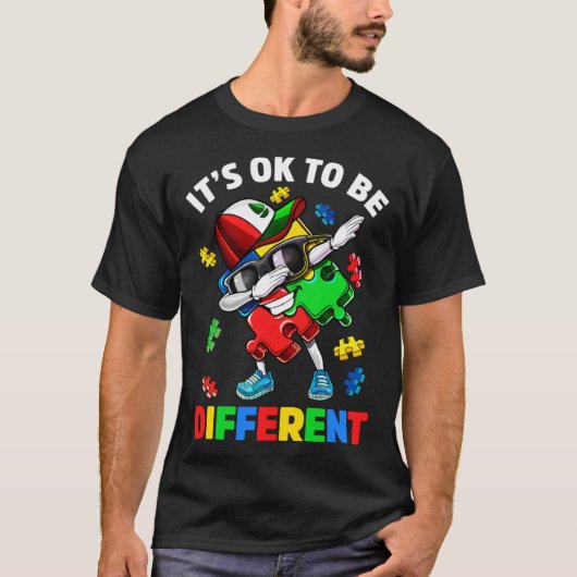 Puzzelstuk Het Is Ok Om Anders Te Zijn Autisme Bew T-shirt (Voorkant)