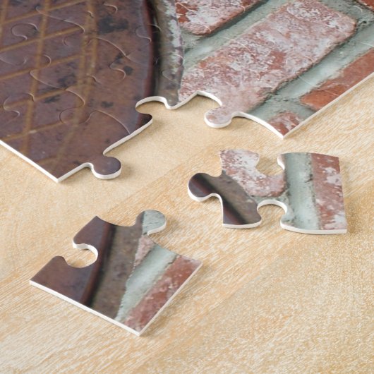 Puzzle - Hoesje in mangat op brick Legpuzzel (Zijkant)
