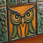 Puzzled Uil in Oranje Kunst & Ambachten Beweging Tegeltje<br><div class="desc">Dompel jezelf onder in de wereld van kunst en elegantie met onze Enchanted Owl keramische tegel, geïnspireerd door de iconische Arts and Crafts Movement. In de rustige schaduwen van een schilderachtige houten kist vindt een wijze uil zijn wortels. Dit motief spreekt boekdelen over de liefde voor natuur en simplistische schoonheid,...</div>
