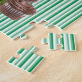 Puzzles Happy Birthday Penguin Green Stripe Legpuzzel (Zijkant)