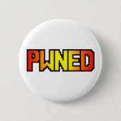 PWNED RONDE BUTTON 5,7 CM (Voorkant)