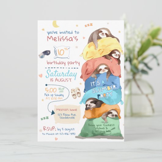 Pyjama Sloth Slumber Feest Verjaardag Uitnodiging (Staand voorkant)
