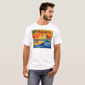 Pyramide Apple Label - Penticton B.C. Canada T-shirt (Voorkant volledig)