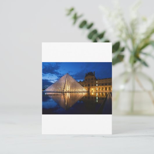 Pyramide in het Louvre Museum, Parijs, Frankrijk Briefkaart (Staand voorkant)