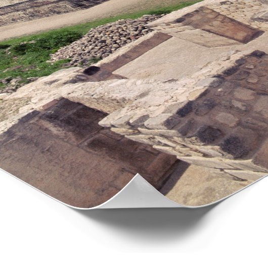 Pyramide van de Verdoezelde Serpent Poster (Hoek)