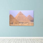 Pyramide van Menkaure Mycerinus), piramide van Canvas Afdruk (Insitu (Houten vloer))