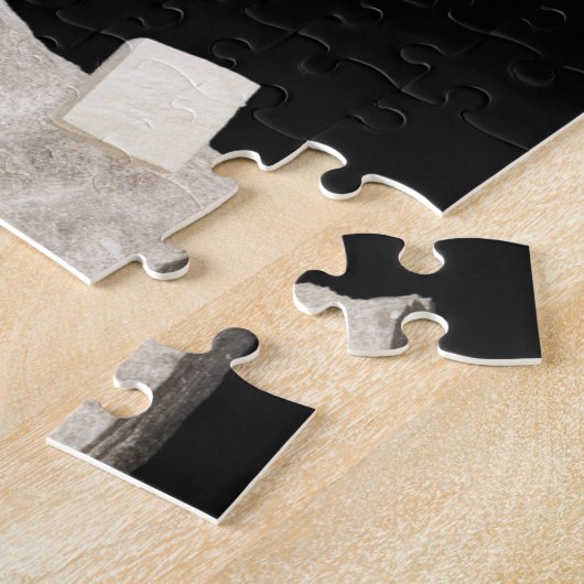 Pyriet kristallen in schalie legpuzzel (Zijkant)