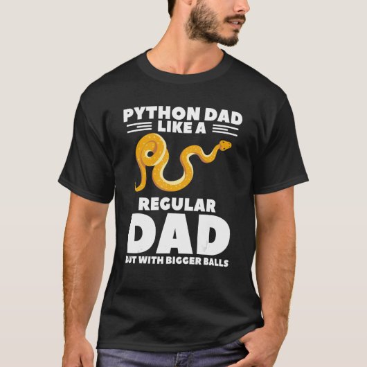 Python pa is een gewone vader, maar met een groter t-shirt (Voorkant)
