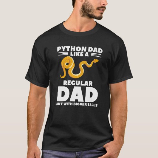 Python pa is een gewone vader, maar met een groter t-shirt (Voorkant)