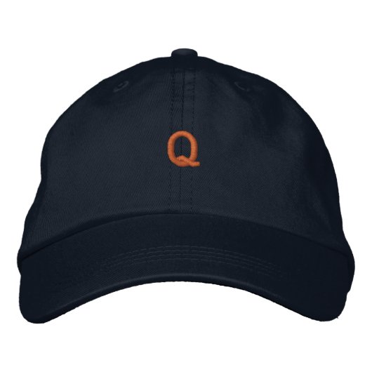 “Q” Initieel Gedrukt Monogram Navy Trendy-Hat Char Geborduurde Pet (Voorkant)