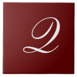Q Monogram Initiaal Wit op Maroon Tegeltje<br><div class="desc">Klassiek wit letter monogram op donkerrode achtergrond, Q.</div>