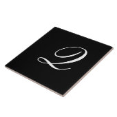 Q Monogram Initiaal Wit op Zwart Tegeltje (Zijkant)