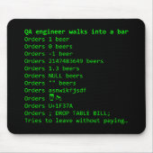 QA Engineer bestelt bier Muismat (Voorkant)