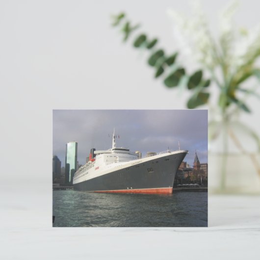 QE2 in Sydney. Briefkaart (Staand voorkant)