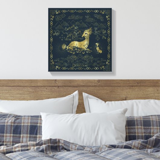 Qilin at Rest Golden Tapestry Canvas Afdruk (Insitu (Slaapkamer))