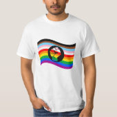 QPOC Pride Flag Waving T-shirt (Voorkant)