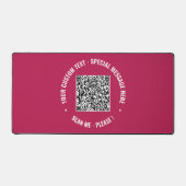 QR Code Aangepaste Tekst en Kleuren Desk Mat (Voorkant)