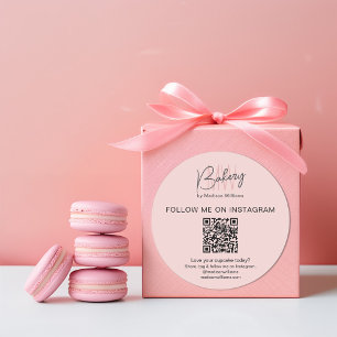QR Code Bakkerij Monogram Logo Roze Bedrijfssticke Ronde Sticker