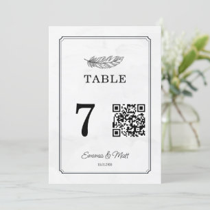 QR-code beige elegante trouwtafel nummerkaart
