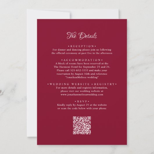 QR-code Bourgondië Budget Monogram Overlay Wedding Kaart (Achterkant)