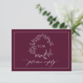 QR Code Burgundy Leafy Crest Monogram Weddenschap RSVP Kaartje (Staand voorkant)