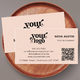 QR Code Business Logo Professional Modern Roze Visitekaartje