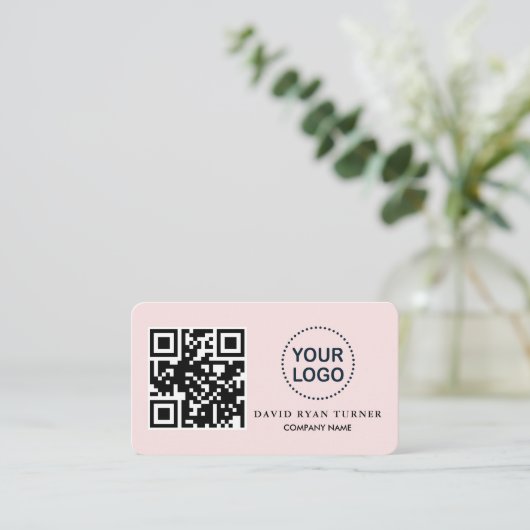 QR Code Business Logo Roze Blush Professional Visitekaartje (Staand voorkant)