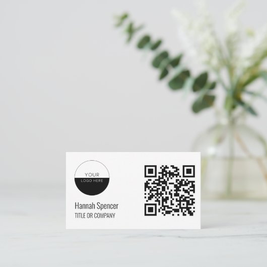 QR Code Business Logo | White Modern Professional Visitekaartje (Staand voorkant)