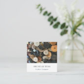 QR code Designer Naaien Buttonnen Eenvoudige Typog Vierkante Visitekaartje (Staand voorkant)