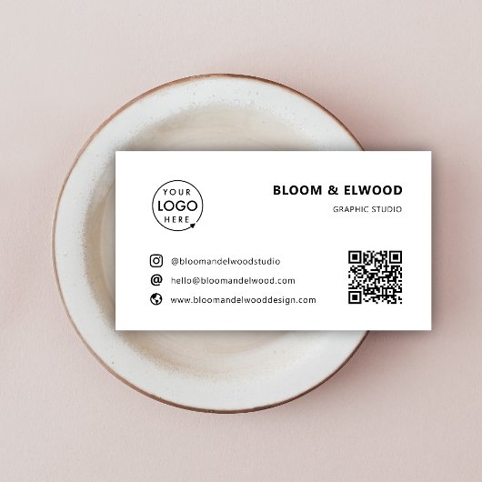 QR Code Eenvoudige Moderne Minimale Witte Logo Visitekaartje