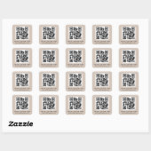 QR-code en aangepast tekstlichtmocha bruin Vierkante Sticker (Vel)