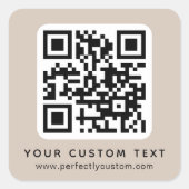 QR-code en aangepast tekstlichtmocha bruin Vierkante Sticker (Voorkant)