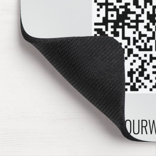 QR-code en aangepaste professionele tekst op maat Muismat (Hoek)