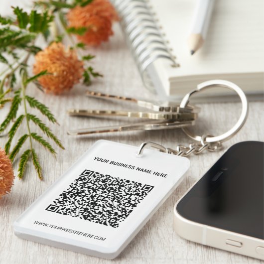 QR-code en aangepaste professionele tekst op maat Sleutelhanger (Voorkant Rechts)