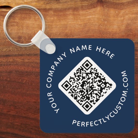 QR-code en aangepaste tekst dubbelzijdig donkerbla Sleutelhanger (Voorkant)