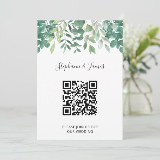 QR Code Eucalyptus Greenery Weddenschap Kaart (Staand voorkant)