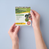 QR-code foto van gazonverzorgingsbedrijf Flyer (Hand)